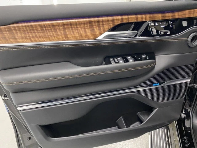 2024 Jeep WS Wagoneer - Image 9 of 12