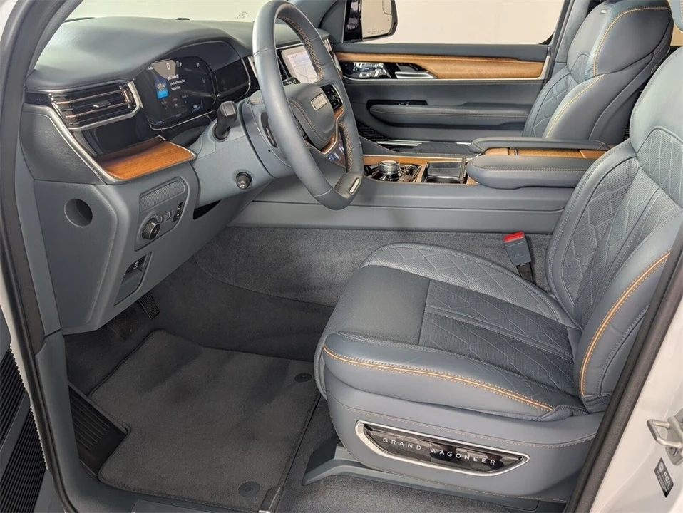 2024 Jeep WS Wagoneer - Image 7 of 12