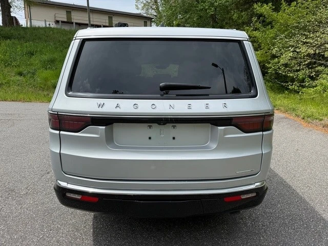 2024 Jeep WS Wagoneer - Image 8 of 31