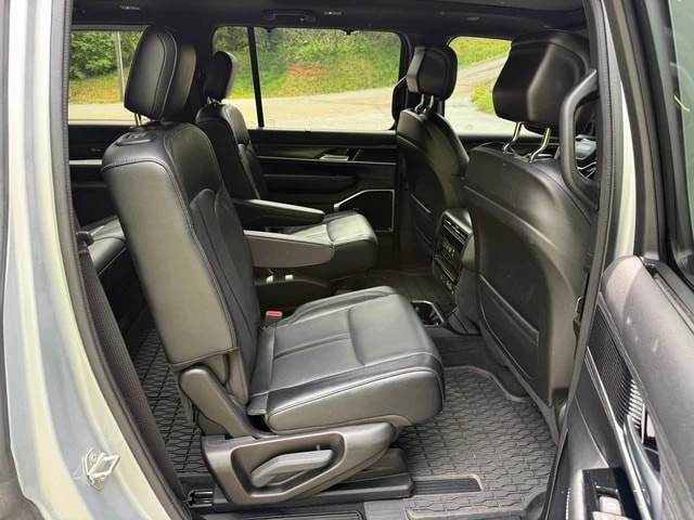 2024 Jeep WS Wagoneer - Image 27 of 31
