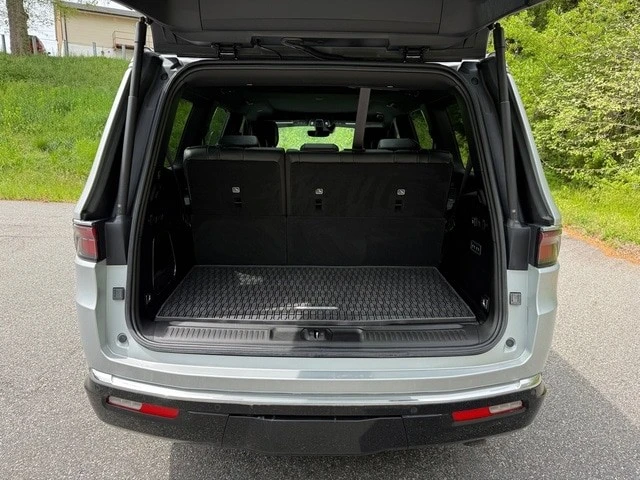 2024 Jeep WS Wagoneer - Image 22 of 31