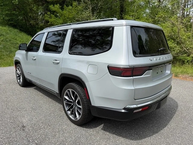 2024 Jeep WS Wagoneer - Image 9 of 31