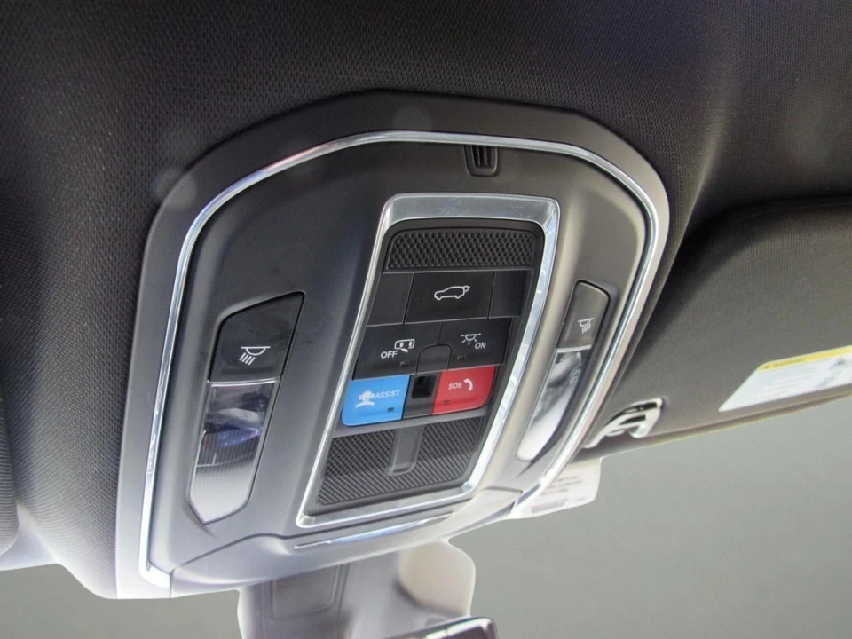 2024 Jeep WS Wagoneer - Image 31 of 31