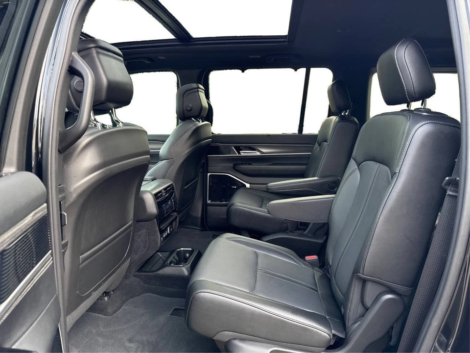 2024 Jeep WS Wagoneer - Image 10 of 21