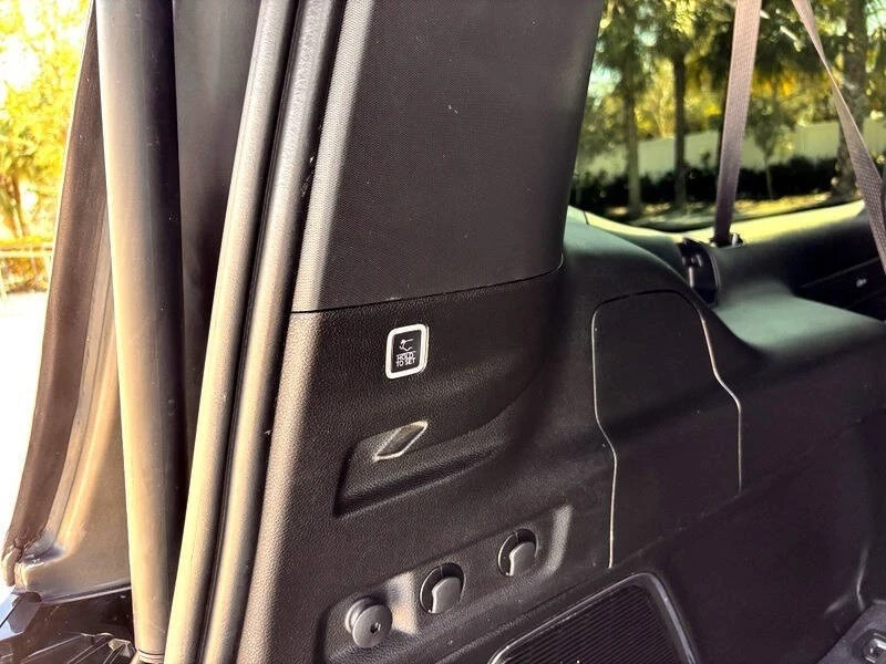 2024 Jeep WS Wagoneer - Image 18 of 21