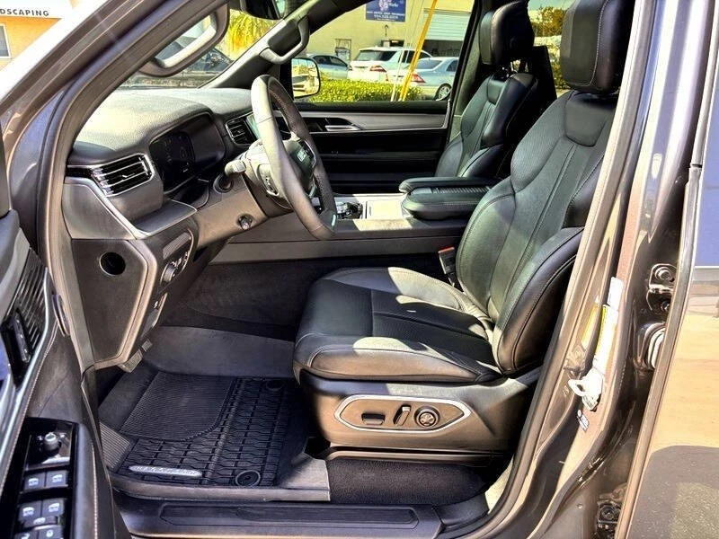 2024 Jeep WS Wagoneer - Image 20 of 21