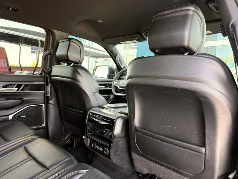 2024 Jeep WS Wagoneer - Image 16 of 19