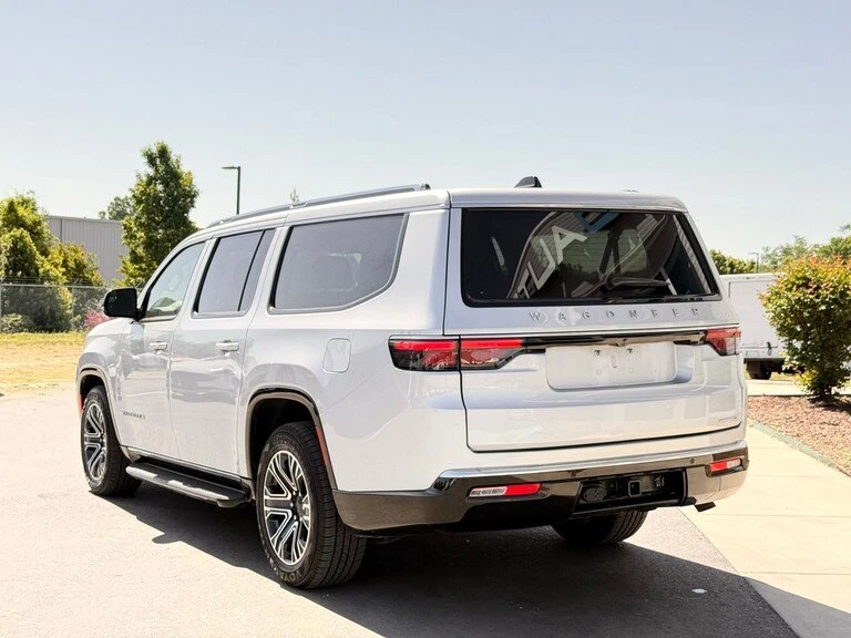 2024 Jeep WS Wagoneer - Image 5 of 19