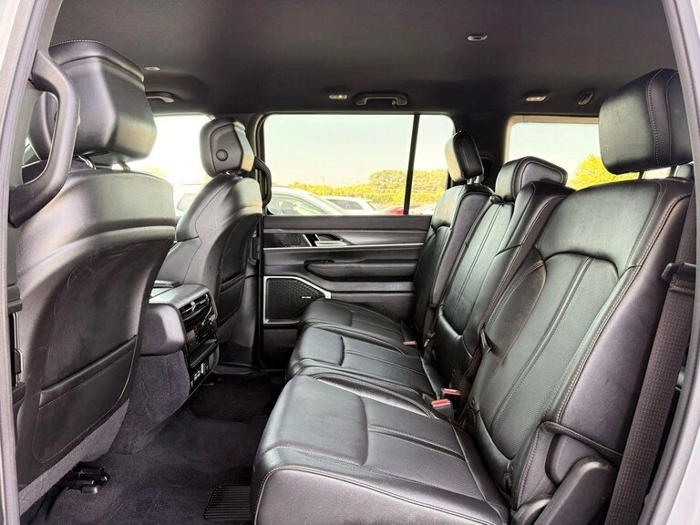 2024 Jeep WS Wagoneer - Image 13 of 19