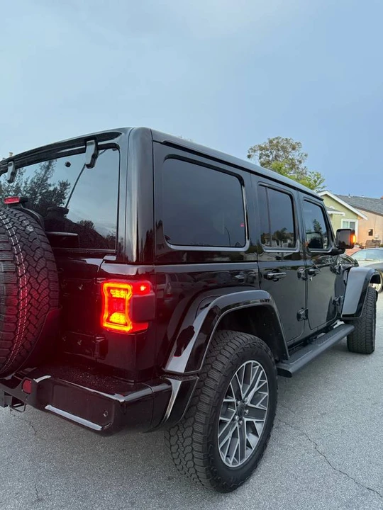 2024 Jeep JL Wrangler - Image 2 of 7