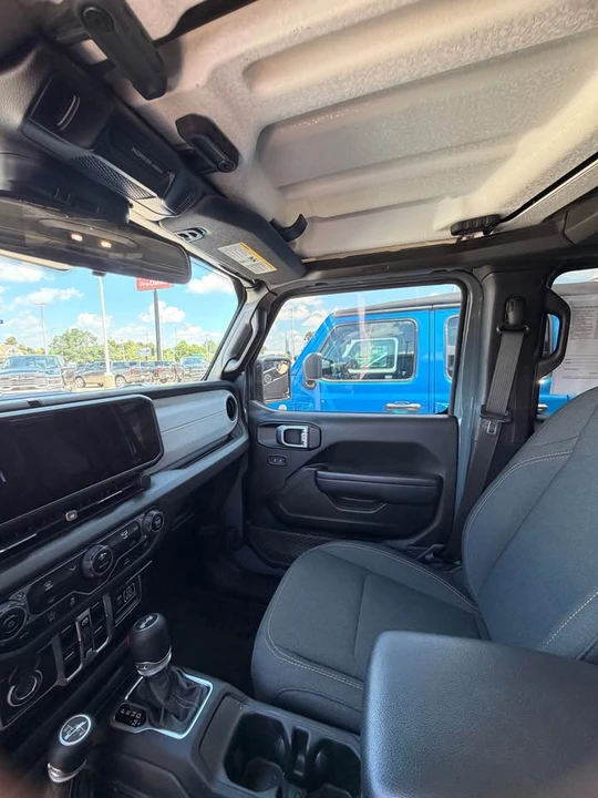 2024 Jeep JL Wrangler - Image 8 of 11