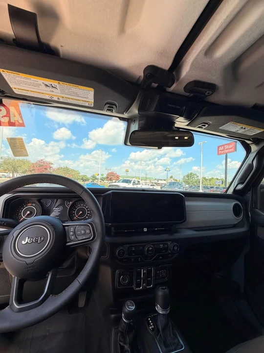 2024 Jeep JL Wrangler - Image 7 of 11
