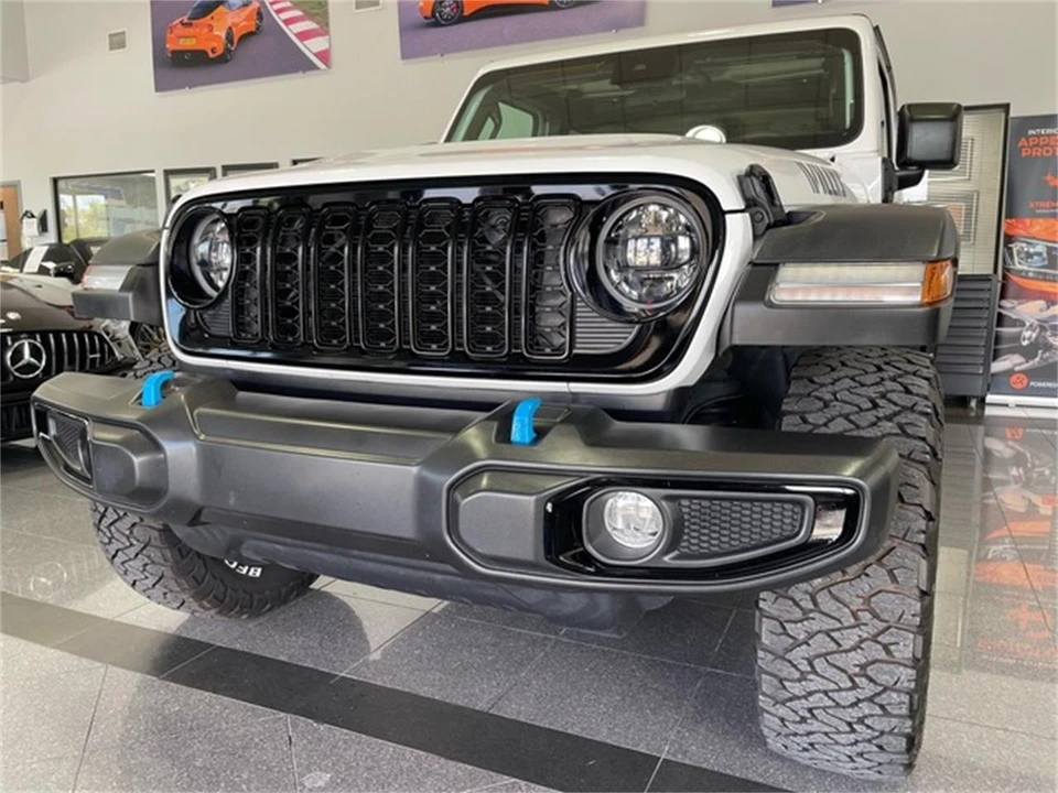2024 Jeep JL Wrangler - Image 11 of 31