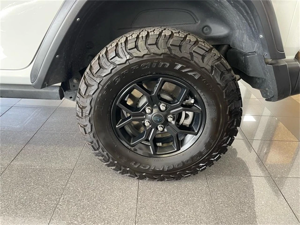 2024 Jeep JL Wrangler - Image 21 of 31