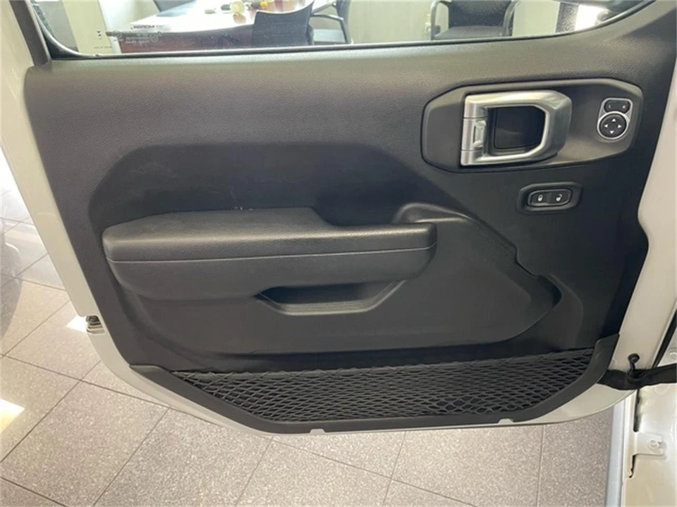 2024 Jeep JL Wrangler - Image 22 of 31