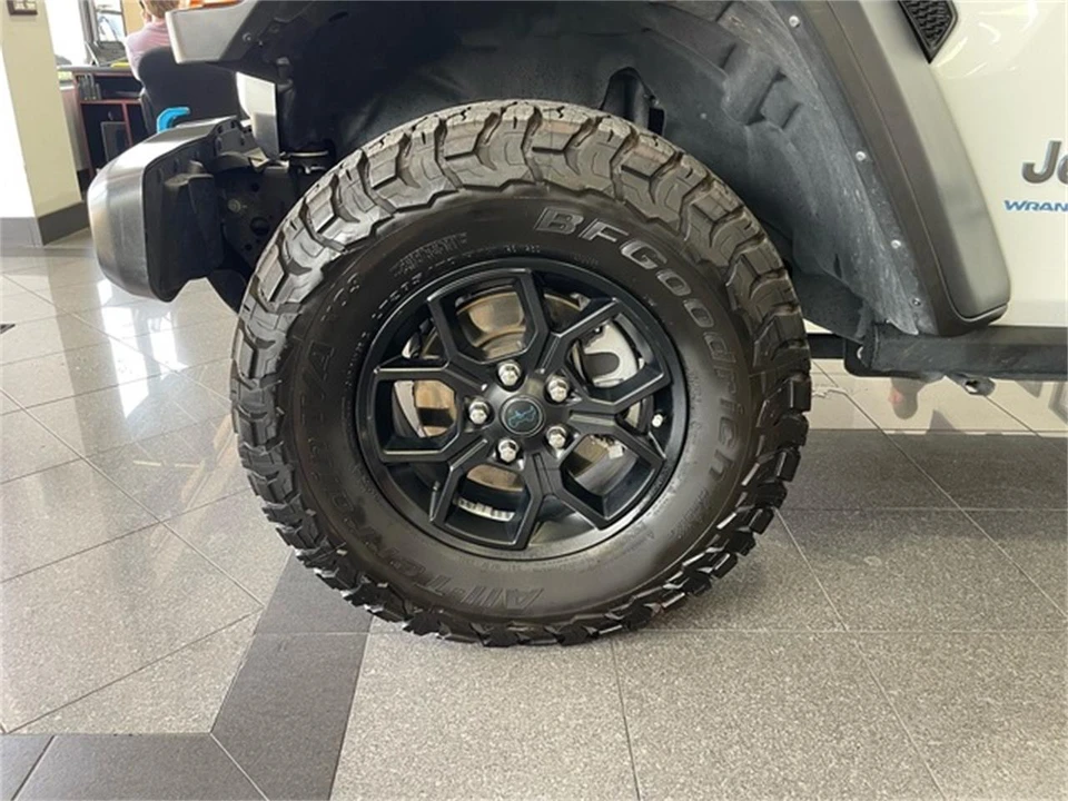 2024 Jeep JL Wrangler - Image 20 of 31