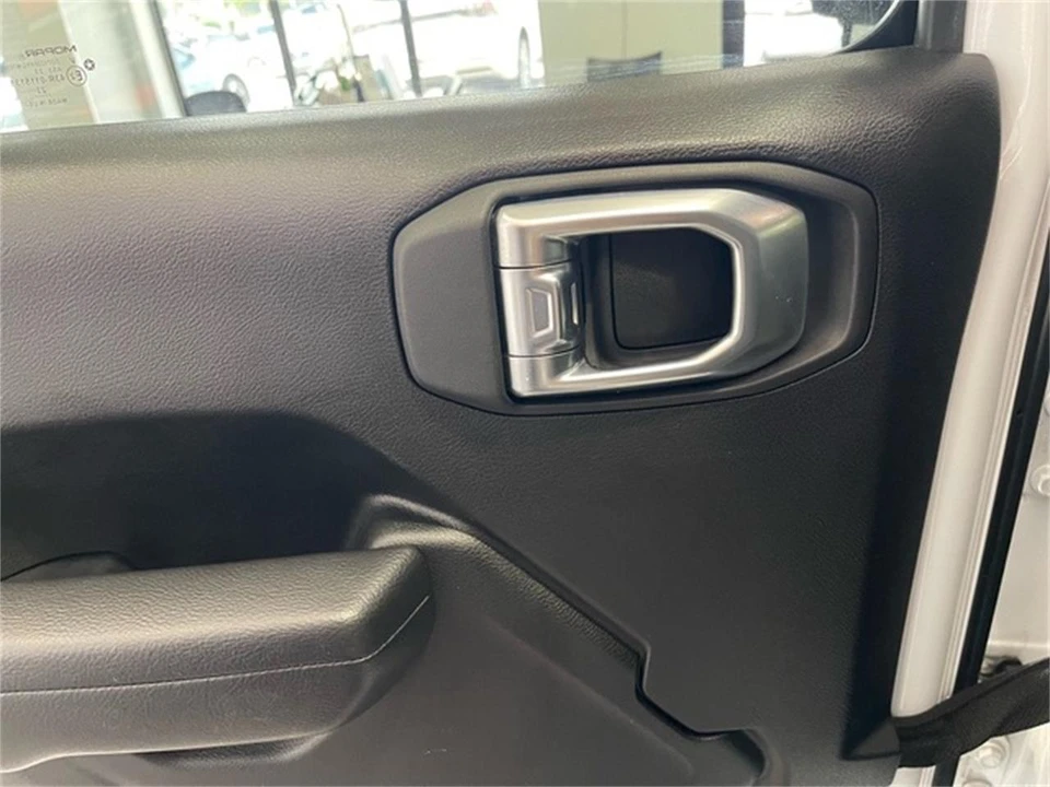 2024 Jeep JL Wrangler - Image 30 of 31