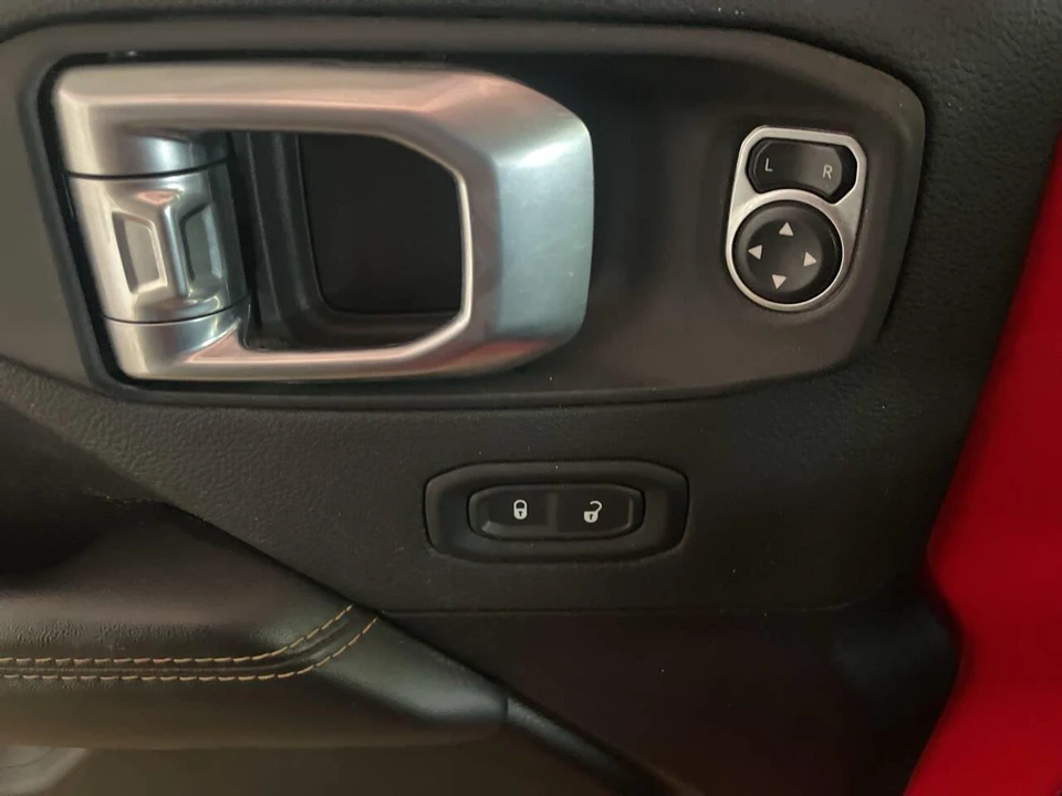 2024 Jeep JL Wrangler - Image 16 of 29