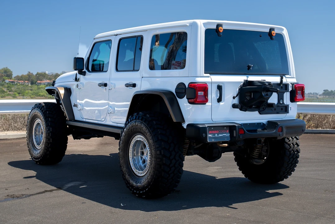 2024 Jeep JL Wrangler - Image 8 of 31