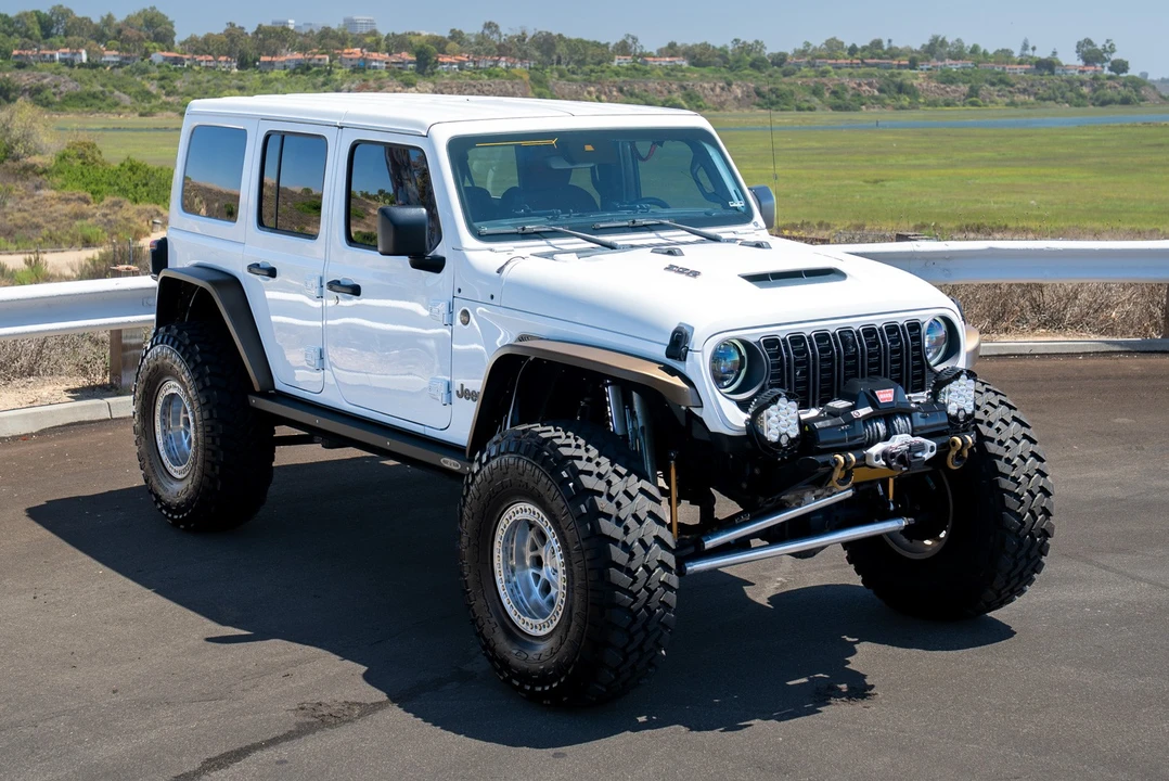 2024 Jeep JL Wrangler - Image 18 of 31