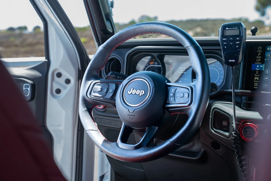 2024 Jeep JL Wrangler - Image 28 of 31