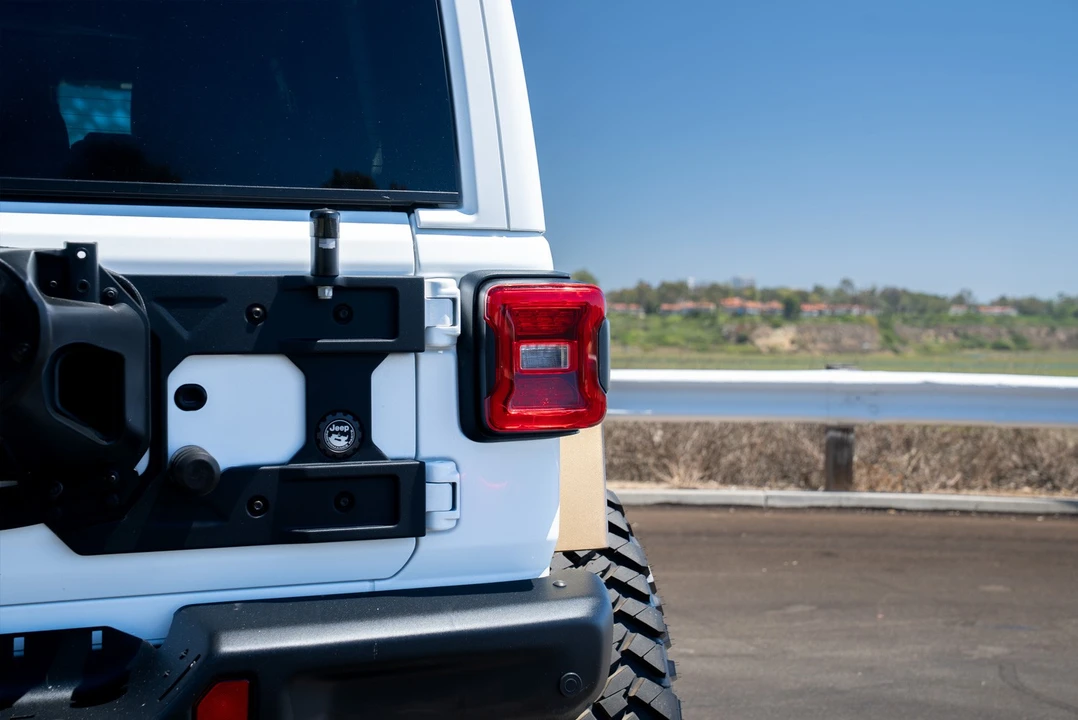 2024 Jeep JL Wrangler - Image 13 of 31