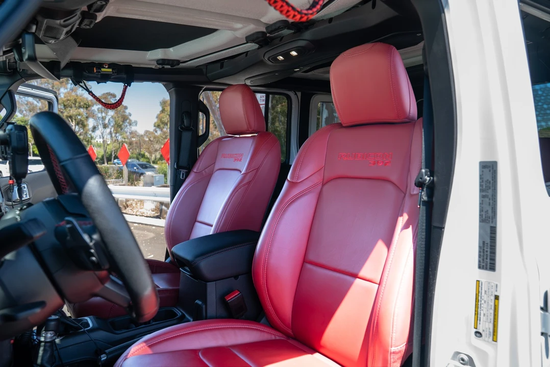 2024 Jeep JL Wrangler - Image 23 of 31