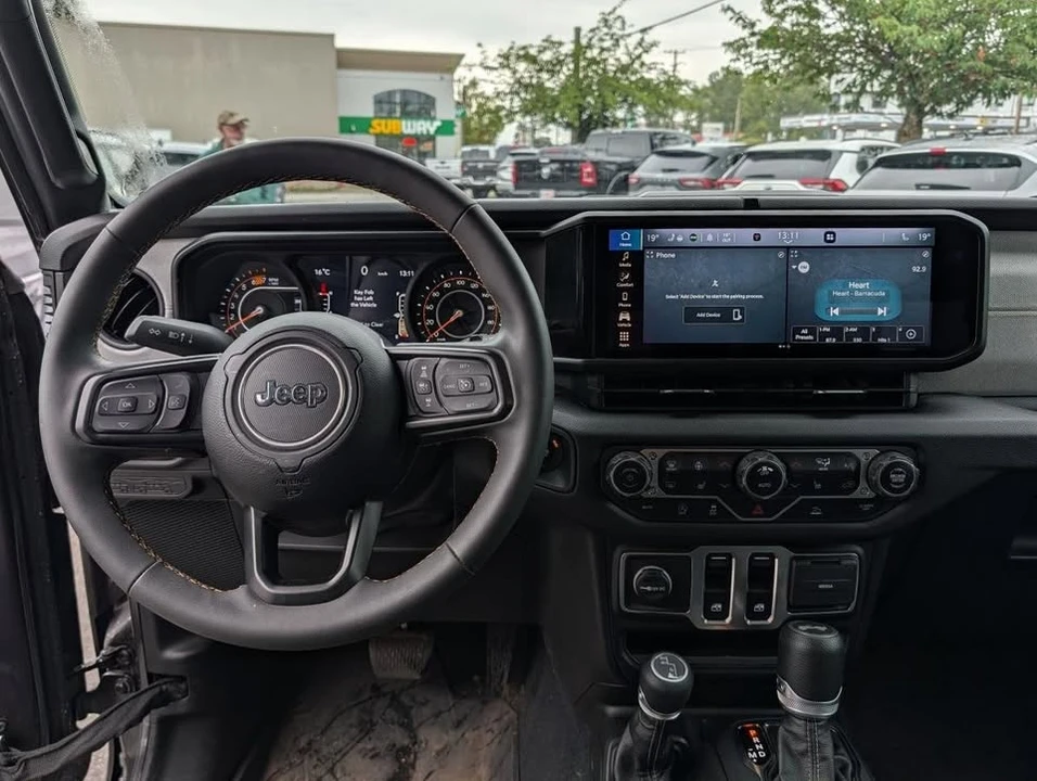 2024 Jeep JL Wrangler - Image 10 of 13