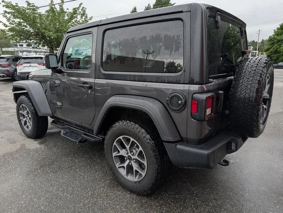 2024 Jeep JL Wrangler - Image 5 of 13