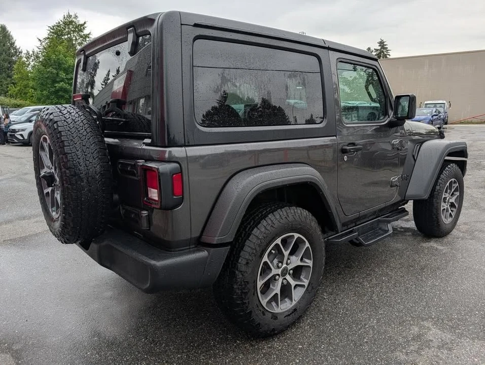 2024 Jeep JL Wrangler - Image 7 of 13