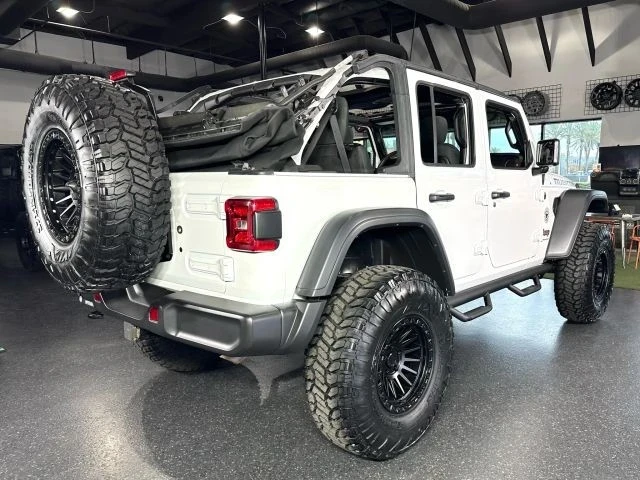 2024 Jeep JL Wrangler - Image 20 of 21