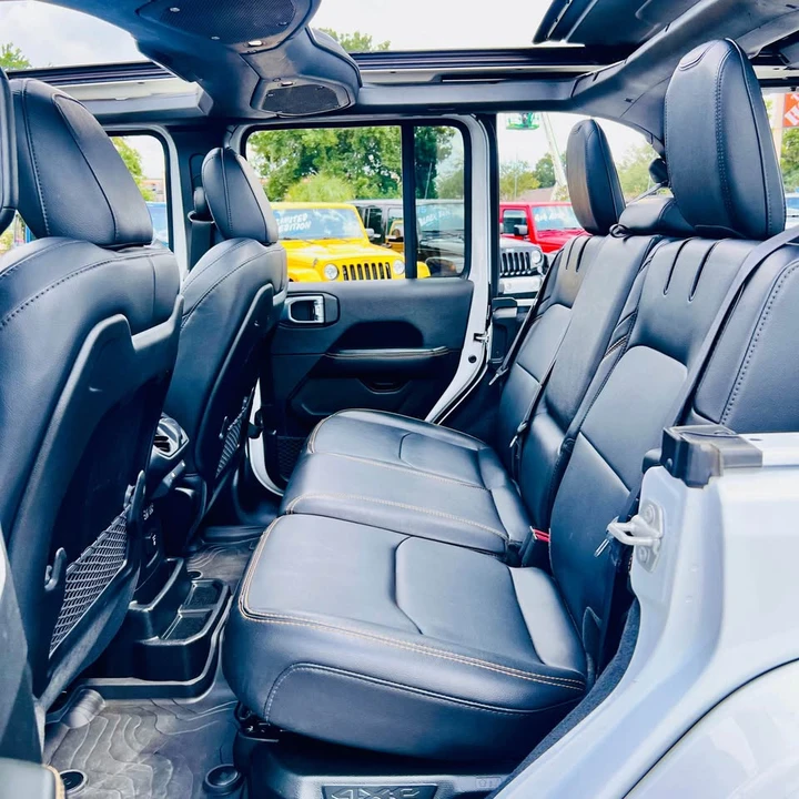 2024 Jeep JL Wrangler - Image 17 of 20
