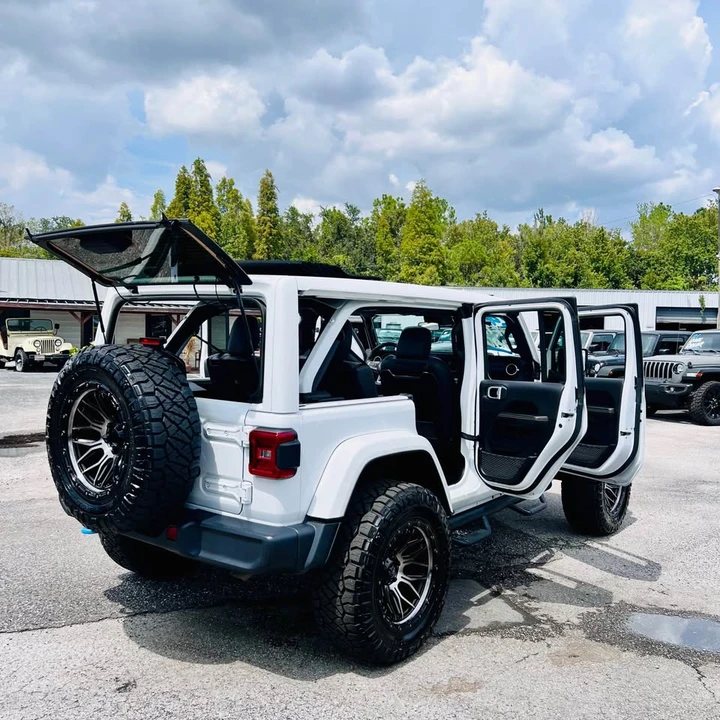 2024 Jeep JL Wrangler - Image 12 of 20