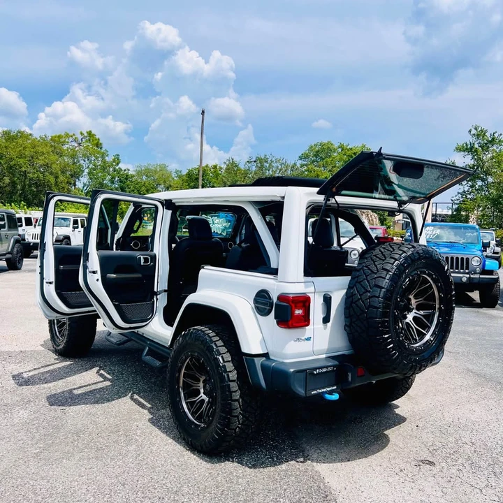 2024 Jeep JL Wrangler - Image 6 of 20