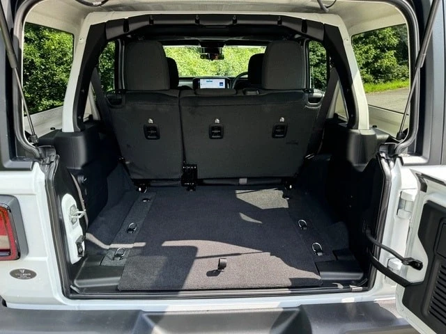 2024 Jeep JL Wrangler - Image 14 of 21