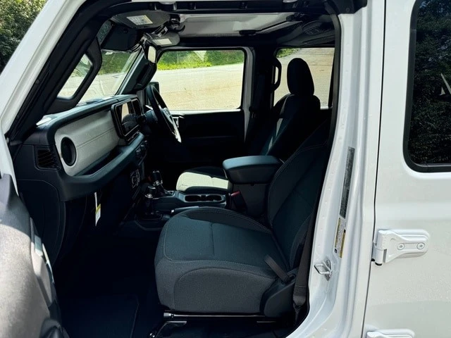 2024 Jeep JL Wrangler - Image 12 of 21