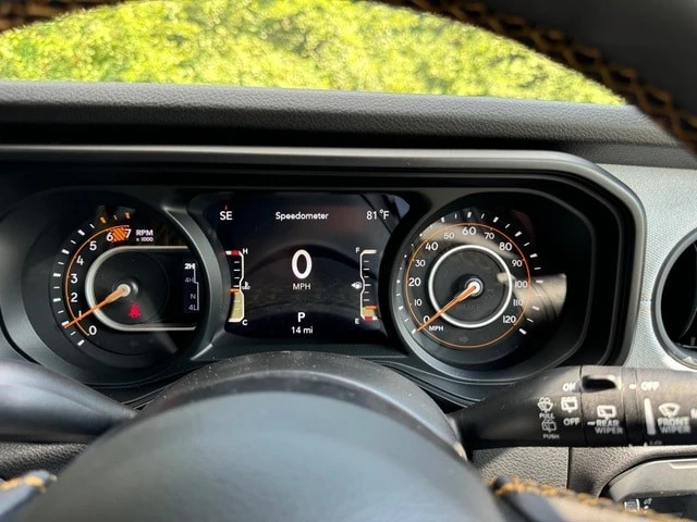 2024 Jeep JL Wrangler - Image 20 of 21