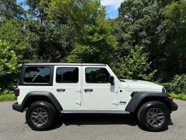2024 Jeep JL Wrangler - Image 6 of 21