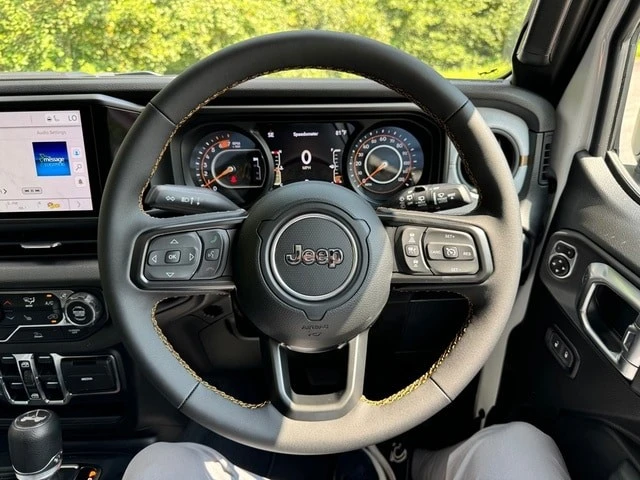 2024 Jeep JL Wrangler - Image 19 of 21