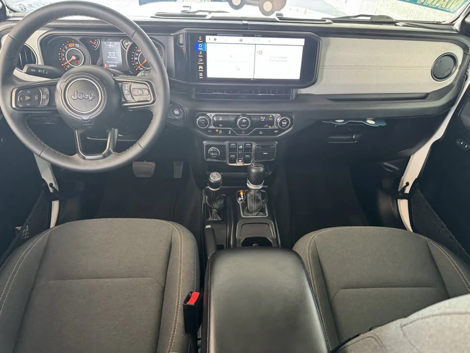 2024 Jeep JL Wrangler - Image 18 of 20