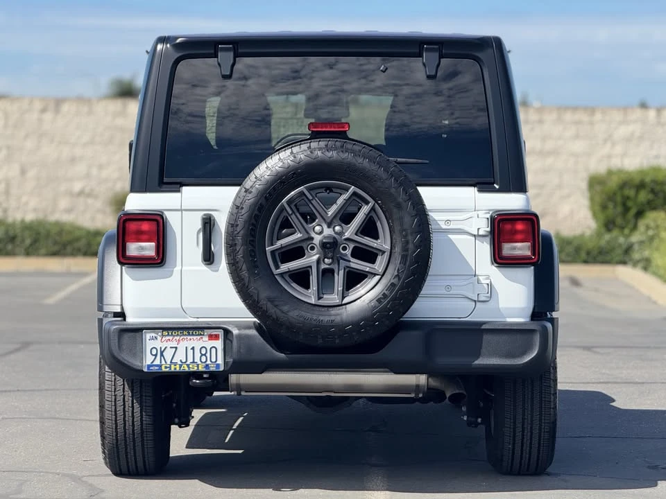 2024 Jeep JL Wrangler - Image 7 of 20