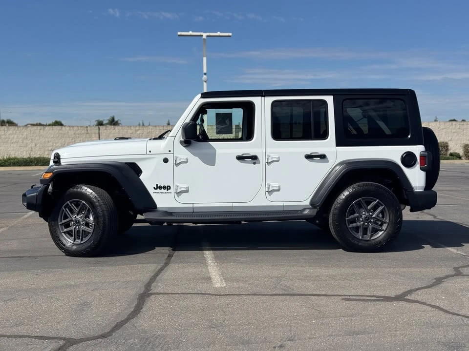 2024 Jeep JL Wrangler - Image 5 of 20