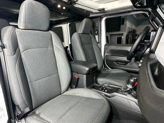 2024 Jeep JL Wrangler - Image 16 of 21