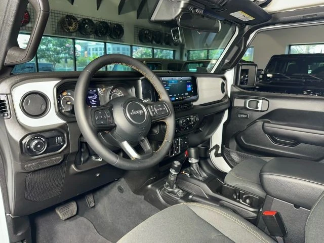 2024 Jeep JL Wrangler - Image 13 of 21