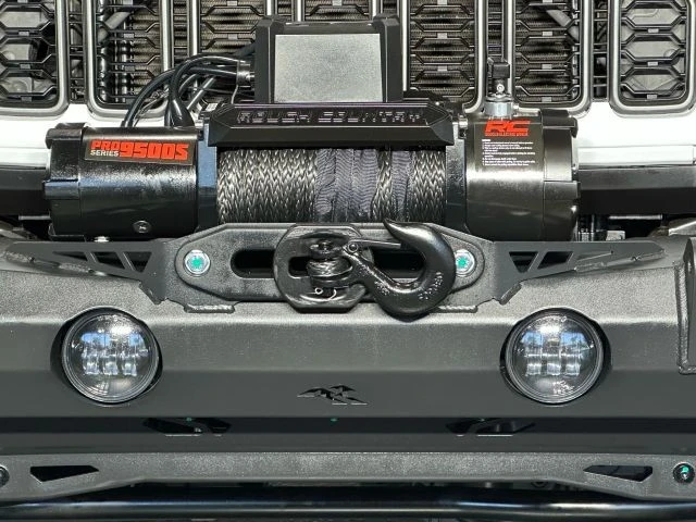 2024 Jeep JL Wrangler - Image 4 of 21