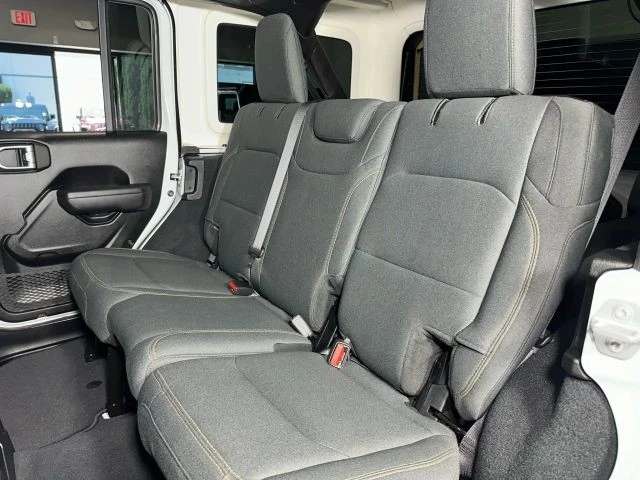 2024 Jeep JL Wrangler - Image 15 of 21
