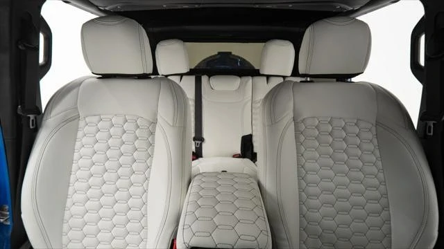 2024 Jeep JL Wrangler - Image 2 of 21