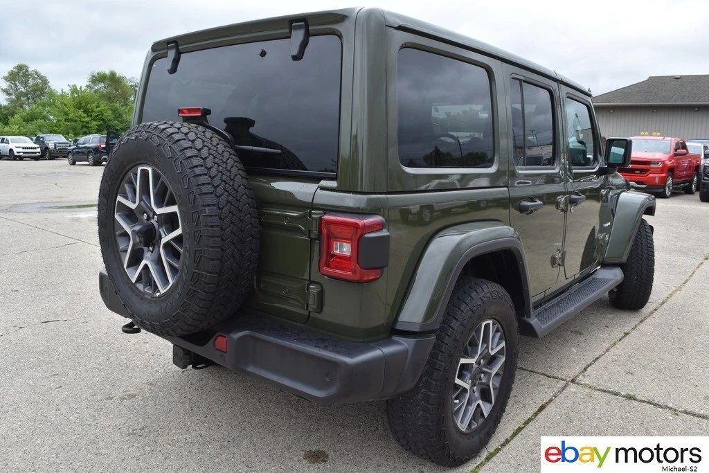2024 Jeep JL Wrangler - Image 5 of 21