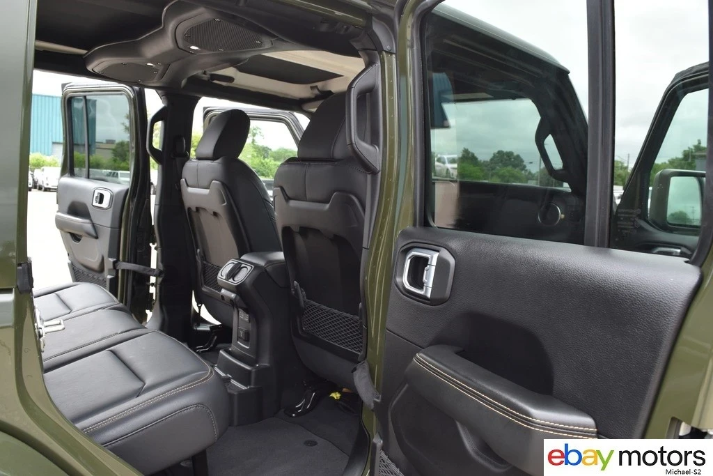 2024 Jeep JL Wrangler - Image 17 of 21