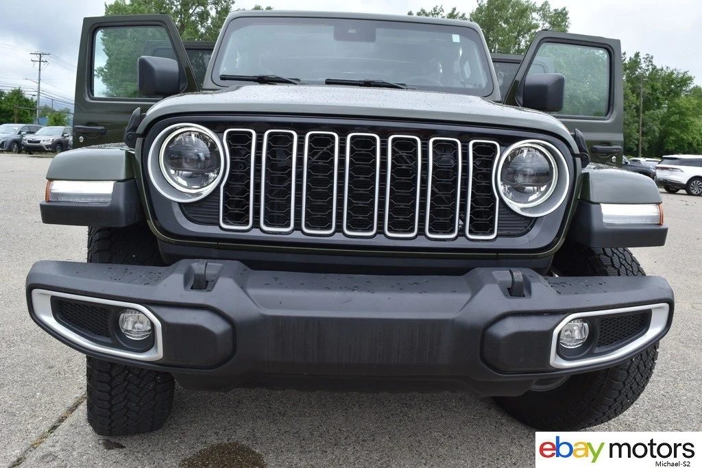 2024 Jeep JL Wrangler - Image 20 of 21